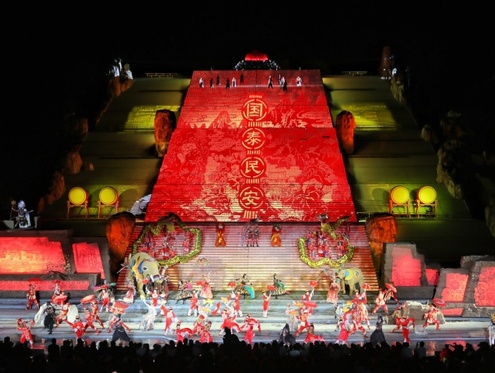 一眼望千年 故事从“新”说——看泰安文旅演艺如何升维“破圈”？