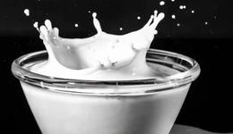 旺旺杀入AD钙奶赛道，要和娃哈哈抢生意