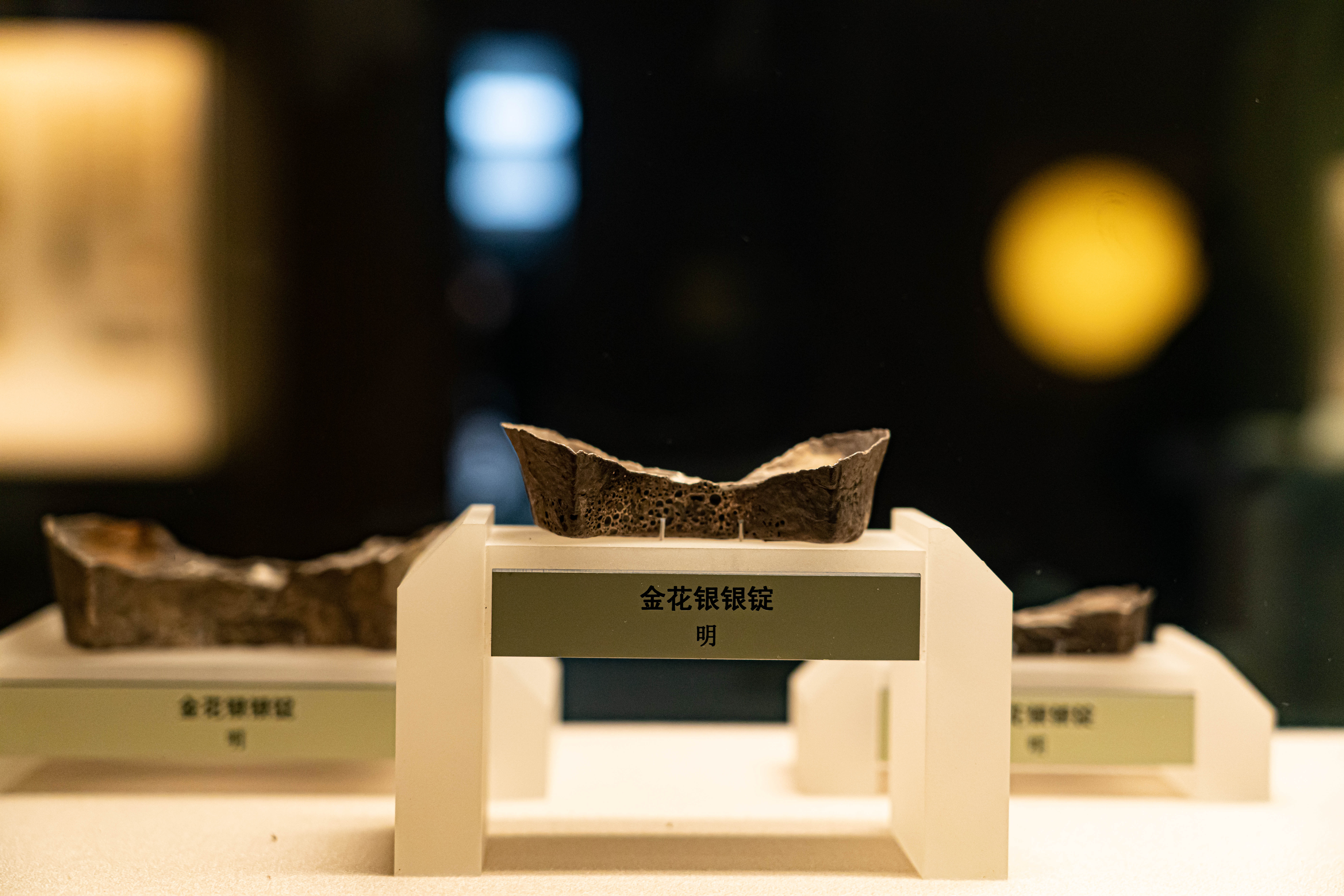 【深度】芝商所“拔网线”背后：白银新高狂欢下“暗流”涌动